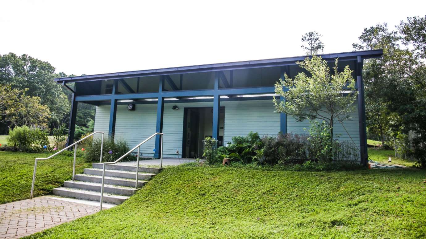 The outside of the comfort station